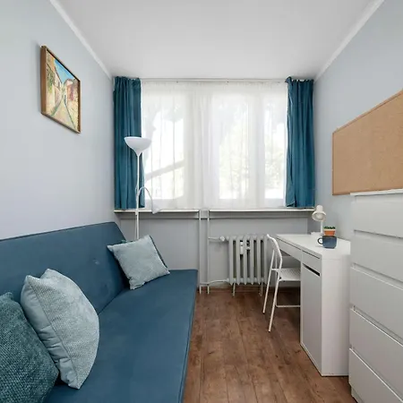 شقة Family With Workspace And 3 Bedrooms By Renters