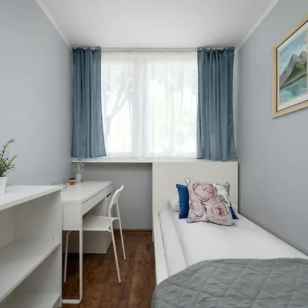 شقة Family With Workspace And 3 Bedrooms By Renters *